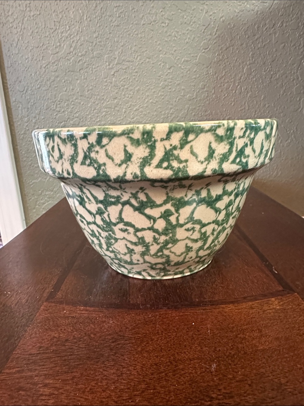Vintage RRP Co Roseville Ohio Green Spongeware 7" Mixing Bowl Stoneware